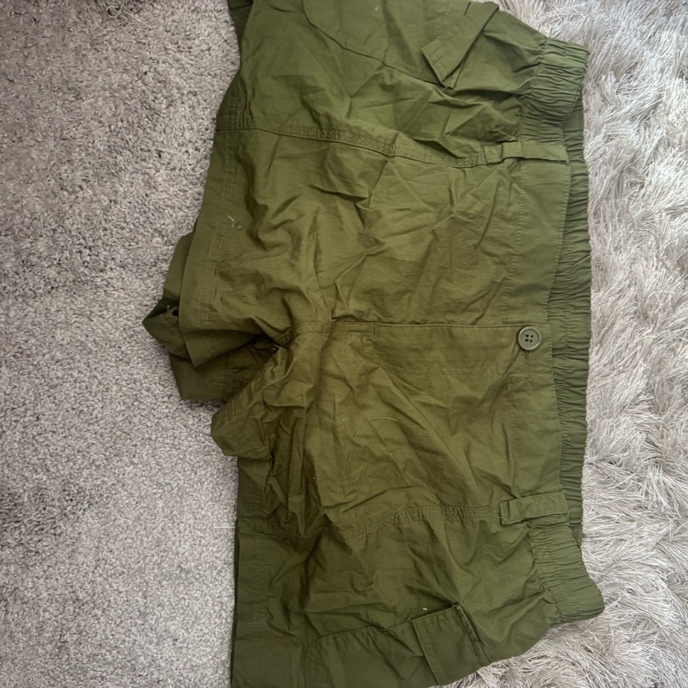 Wild Fable Dark Green Cargo Shorts